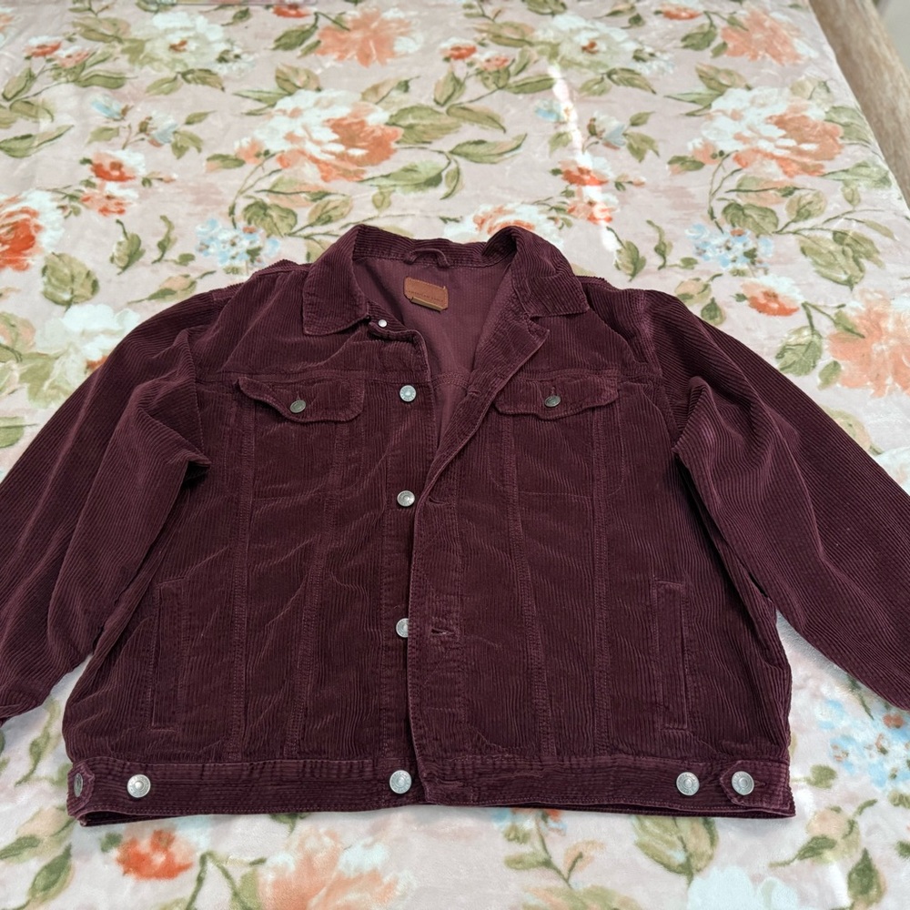 American Eagle Outfitters burgundy Corduroy Jacket size XL